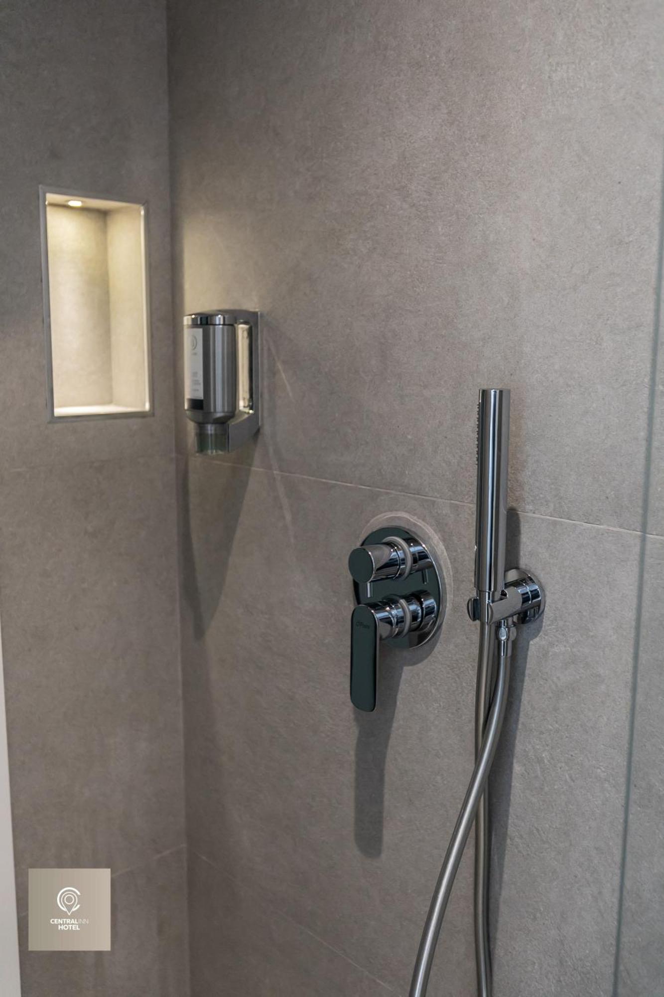 Central Inn Hotel Hotel 4*